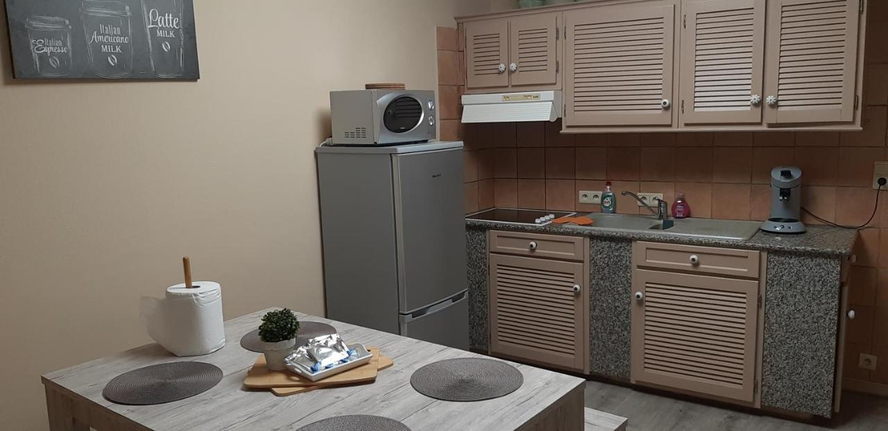 Petit Appartement Cosy Бастонь Екстер'єр фото