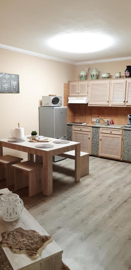 Petit Appartement Cosy Бастонь Екстер'єр фото